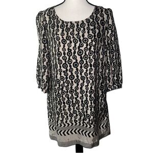 Francesca’s Collections Abstract Geometric Print Shift Mini Dress Size Small